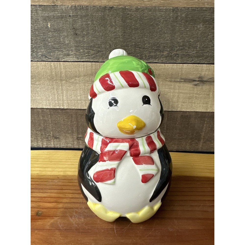 David's cookies cookie jar Penguin in hat and scarf 9”